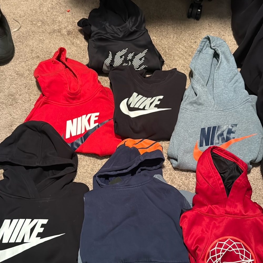 Boys size Large Nike Sweatshirt Lot
